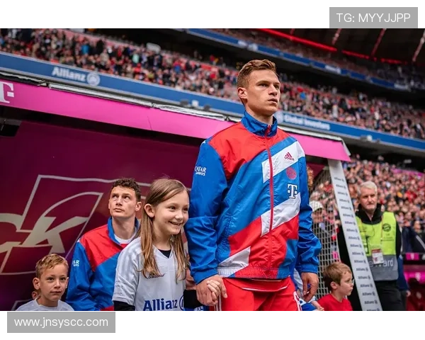 赖斯从后防屏障到中场发动机的进化解析 赖斯从后防屏障到中场发动机的进化解析