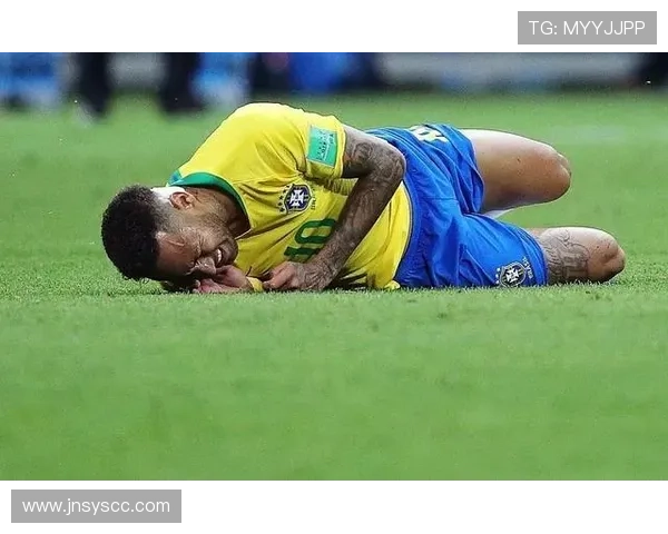 假摔判罚的判定标准与实战应对解析